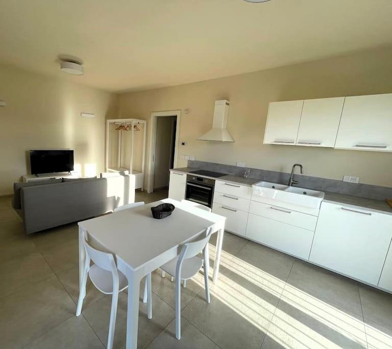 Locanda Del Bricco Pt Cisterna dʼAsti エクステリア 写真